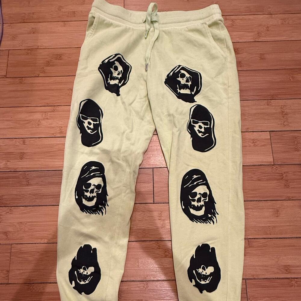 Green Sz Small S custom screen printed skull joggers.